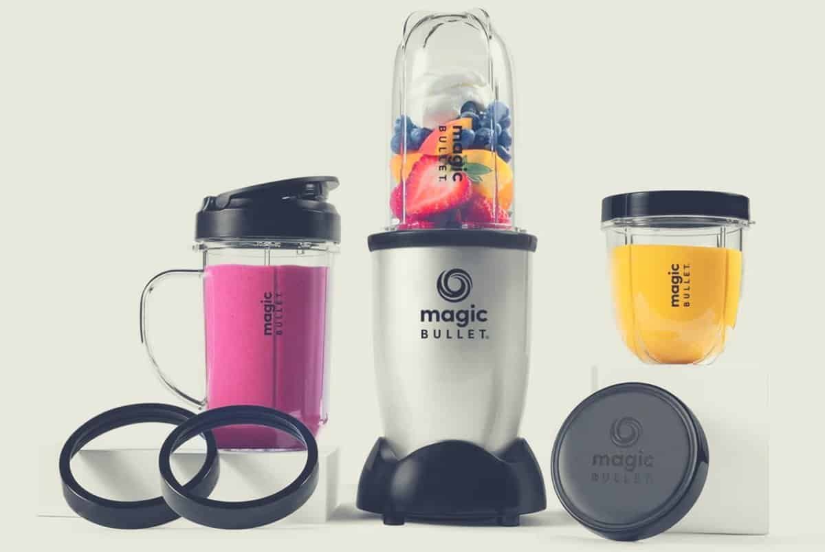 An image of the Magic Bullet blender and its accessories