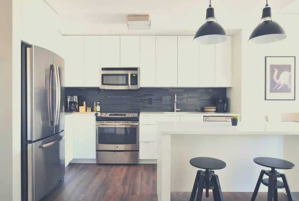 A picture of a typical apartment kitchen space