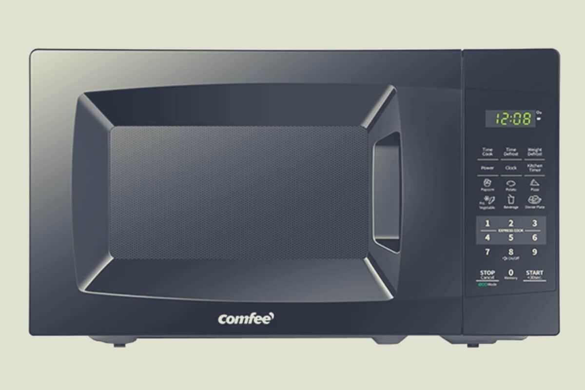 A front-facing picture of the Comfee EM720CPL-PMB microwave oven
